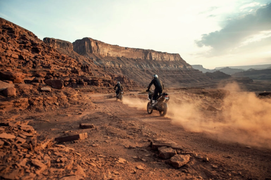 TRIUMPH DESERT EXPERIENCE - LES BARDENAS